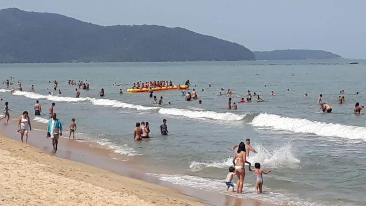 Alugo Apartamento Na Praia Cocanha Caraguatatuba Luaran gambar